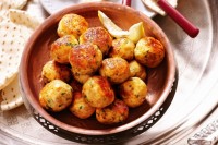 Chicken & pine nut meatballs