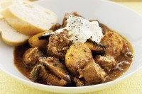 Beef and mushroom casserole with potato