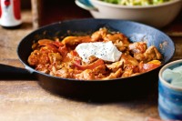 Paprika chicken with noodles