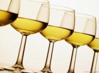 Champagne may help prevent dementia and Alzheimer’s disease