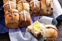 Checkerboard hot-cross buns