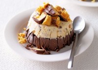 Peanut butter and honeycomb ice-cream