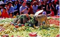 Thailand celebrates annual Monkey Buffet Festival