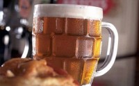 Study finds sipping a pint of beer may benefit heart health