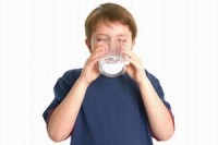 American Academy of Pediatrics Advises Ban on Raw Milk