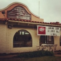 St. Louis Deli Opens in Former Taco Bell