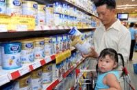 Saigon Co.op pledges to not sell milk produces exceed price ceiling