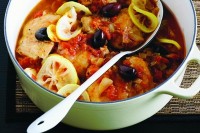 Lemon chicken with olives