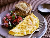 Two-cheese omelette with tomato salad