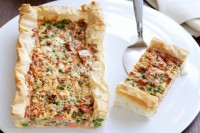 Reduced-fat salmon and pea quiche