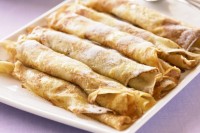 Apricot jam crepes