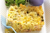 Tuna, pea and corn bake