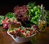 Combination of olive oil and salad leaves may protect from high blood pressure