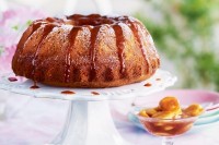 Maple banana cake with caramel bananas