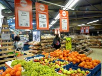 Dutch Supermarket Sales Drop In Q1