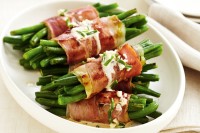 Bean bundles with creamy chive sauce